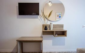Anassa Apartments